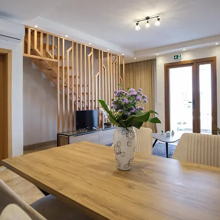 Grad Sunca Apartahotel 4*