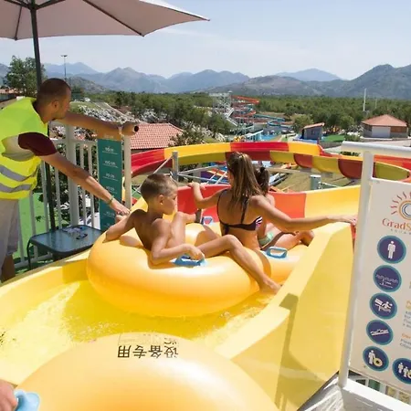 Grad Sunca Apartahotel 4*